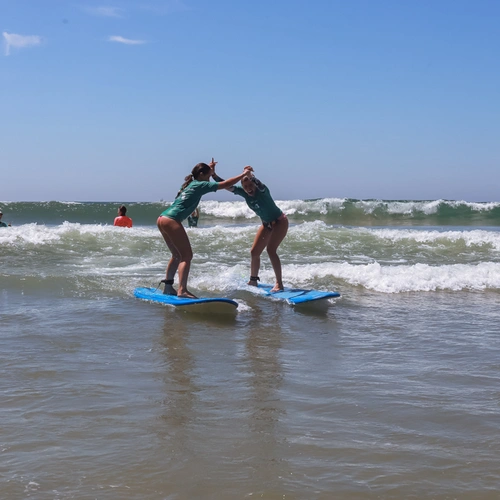 AULAS DE SURF | KAMILA MAR