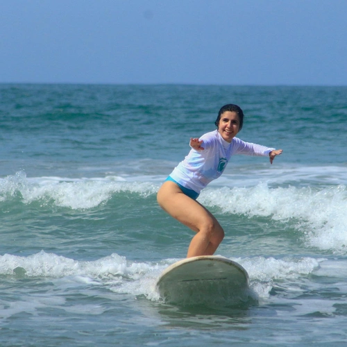 AULAS DE SURF | KAMILA MAR
