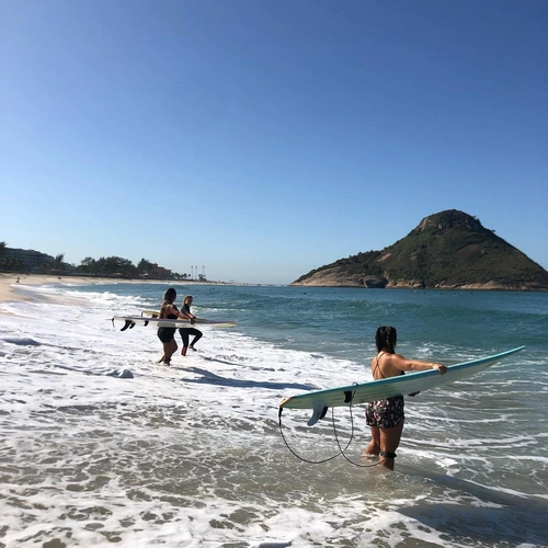 AULAS DE SURF | KAMILA MAR